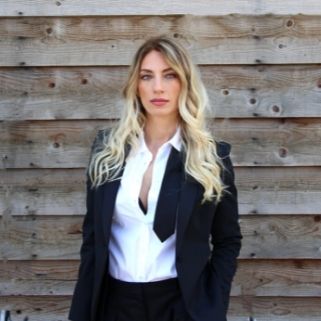 ana-stanic-pevacica-iskustva-pacijenata-poliklinika-diva-dr-bogdanovic ana-stanic-pevacica-iskustva-pacijenata-poliklinika-diva-dr-bogdanovic